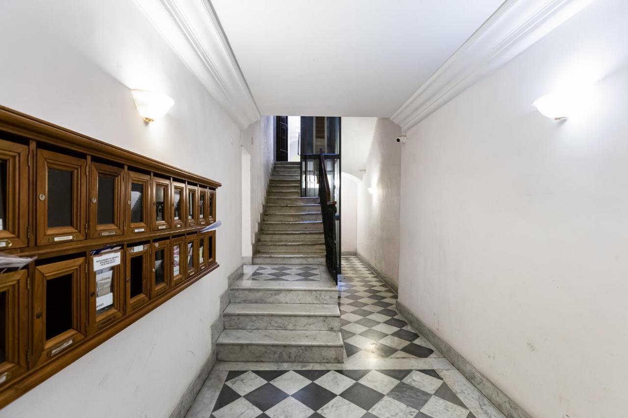 Trevi Fountain Modern Apartment Řím Exteriér fotografie